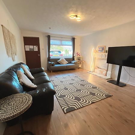 Cozy 2 Bedrooms With Private Parking Space And Garden Edimburgo Exterior foto