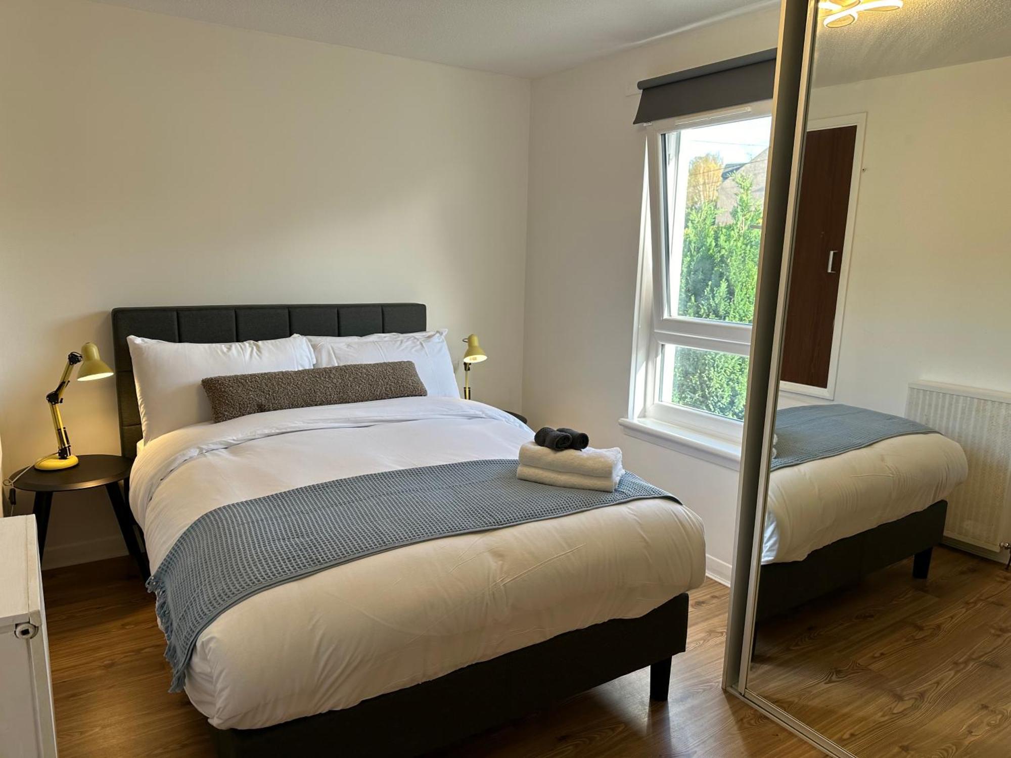 Cozy 2 Bedrooms With Private Parking Space And Garden Edimburgo Exterior foto