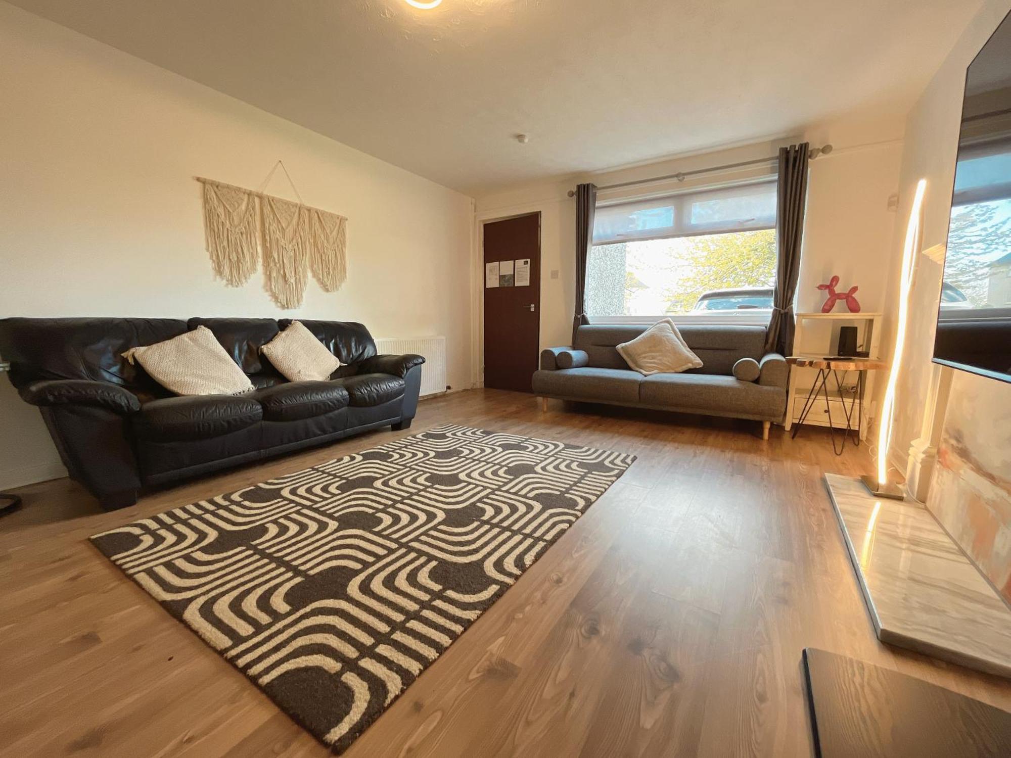 Cozy 2 Bedrooms With Private Parking Space And Garden Edimburgo Exterior foto